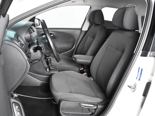 Volkswagen Polo V с пробегом 2012 года, цена 919 000 рублей, 165748 км, седан, Автокод Объявления
