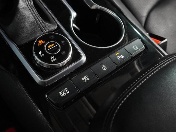 Kia Mohave I Рестайлинг 2 с пробегом 2021 года, цена 4 999 000 рублей, 106898 км, внедорожник, Автокод Объявления