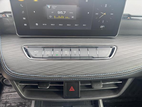 Haval Jolion I с пробегом 2023 года, цена 1 870 000 рублей, 35716 км, внедорожник, Автокод Объявления