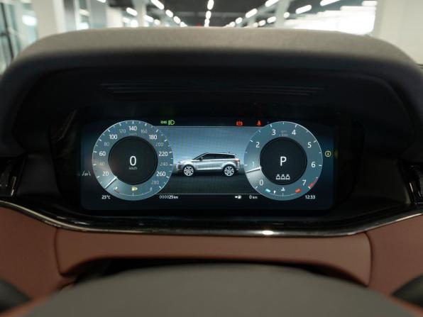 Land Rover Range Rover Evoque II Рестайлинг с пробегом 2025 года, цена 5 850 000 рублей, 50 км, внедорожник, Автокод Объявления