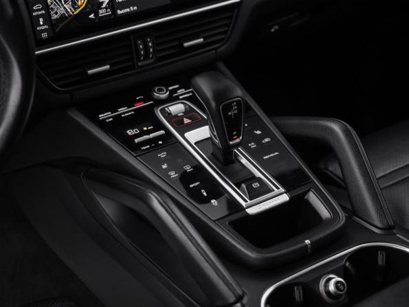 Porsche Cayenne III с пробегом 2018 года, цена 4 749 000 рублей, 191860 км, внедорожник, Автокод Объявления