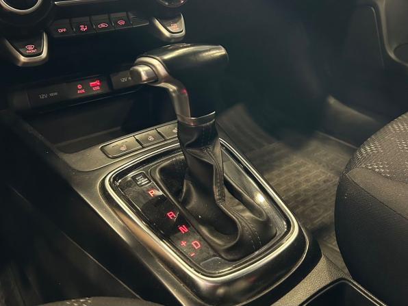Kia Rio IV с пробегом 2017 года, цена 1 329 000 рублей, 163000 км, хэтчбек, Автокод Объявления