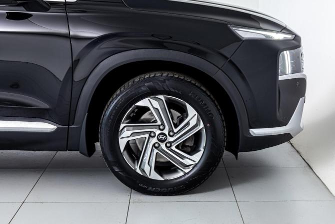 Hyundai Santa Fe IV Рестайлинг с пробегом 2021 года, цена 3 567 000 рублей, 92489 км, внедорожник, Автокод Объявления