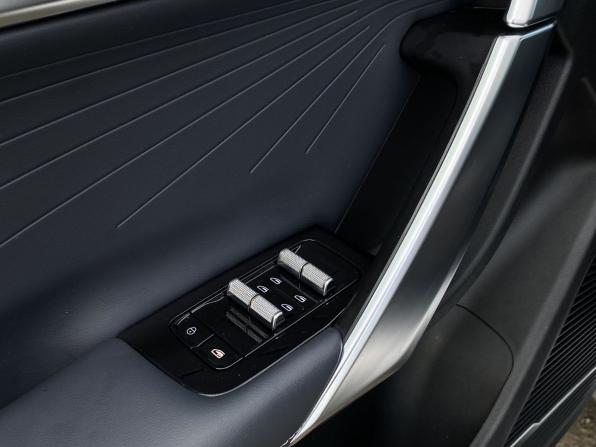 Geely Atlas II с пробегом 2024 года, цена 2 799 000 рублей, 24349 км, внедорожник, Автокод Объявления