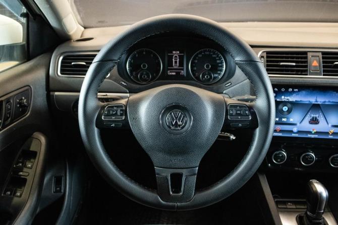 Volkswagen Jetta VI с пробегом 2013 года, цена 930 000 рублей, 126979 км, седан, Автокод Объявления