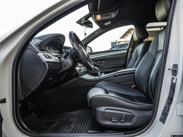 BMW 5 серии VI (F10/F11/F07) Рестайлинг с пробегом 2013 года, цена 1 798 000 рублей, 198070 км, седан, Автокод Объявления