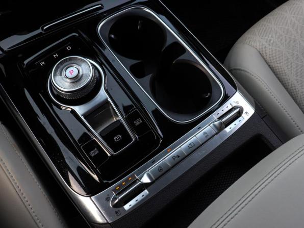Kia Carnival IV с пробегом 2020 года, цена 3 870 000 рублей, 80407 км, минивэн, Автокод Объявления
