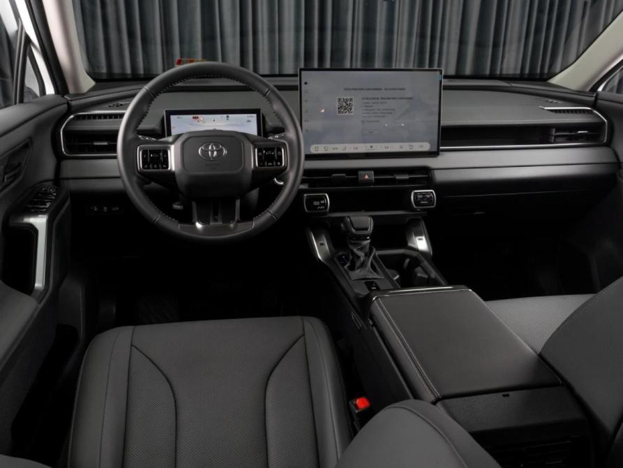 Toyota RAV4 VI (XA60) Тюмень  - изображение 6