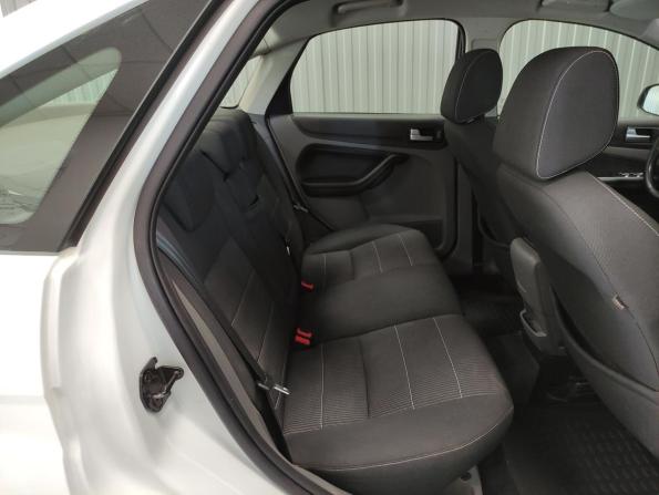 Ford Focus II Рестайлинг с пробегом 2010 года, цена 499 000 рублей, 165261 км, седан, Автокод Объявления