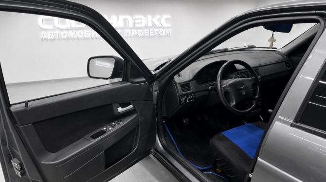 Lada (ВАЗ) Priora I с пробегом 2011 года, цена 299 000 рублей, 208000 км, седан, Автокод Объявления