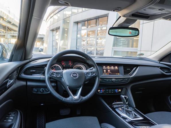 Opel Insignia II Рестайлинг с пробегом 2020 года, цена 1 969 000 рублей, 96738 км, хэтчбек, Автокод Объявления