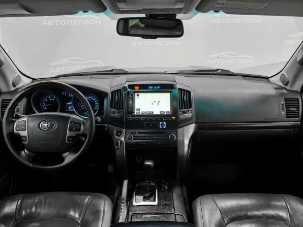 Toyota Land Cruiser 200 Series с пробегом 2008 года, цена 3 600 000 рублей, 253000 км, внедорожник, Автокод Объявления