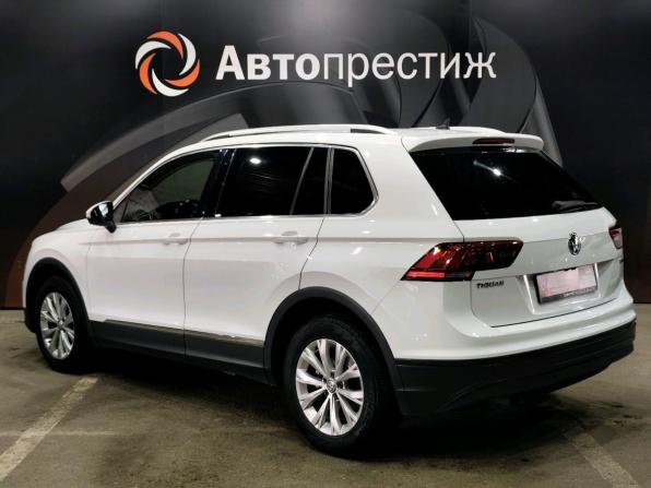 Volkswagen Tiguan II с пробегом 2018 года, цена 2 343 000 рублей, 159467 км, внедорожник, Автокод Объявления