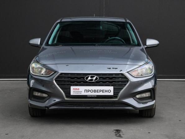 Hyundai Solaris II с пробегом 2017 года, цена 990 000 рублей, 216000 км, седан, Автокод Объявления