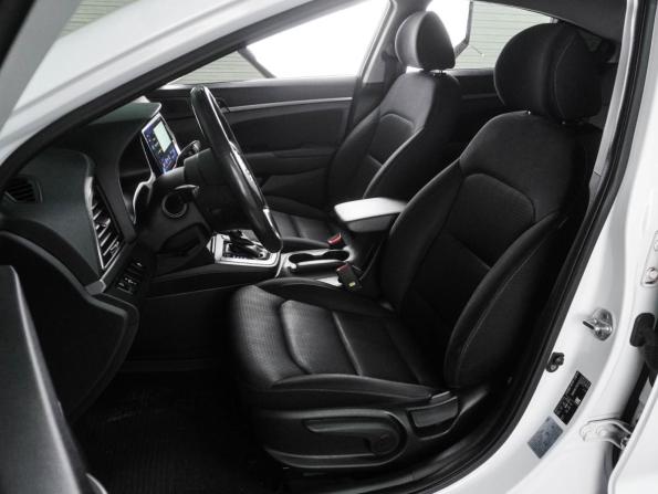 Hyundai Elantra VI (AD) с пробегом 2018 года, цена 1 539 000 рублей, 116532 км, седан, Автокод Объявления