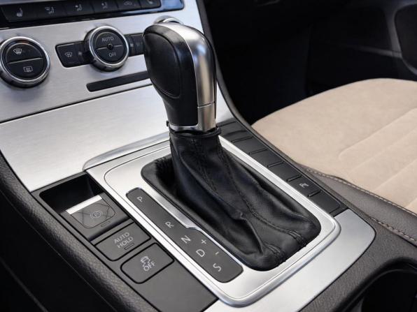 Volkswagen Passat B7 с пробегом 2012 года, цена 1 167 000 рублей, 187002 км, седан, Автокод Объявления