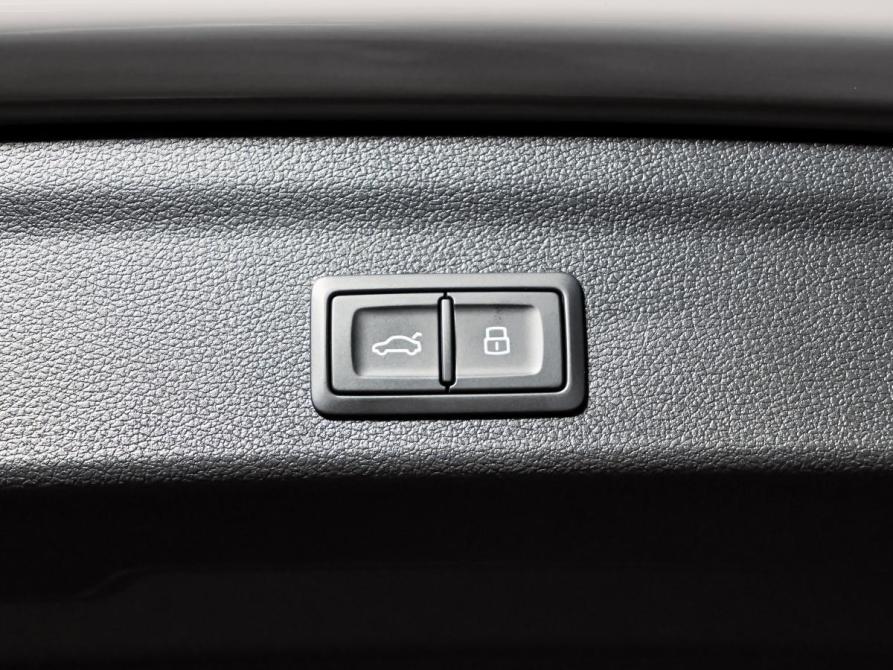Audi Q3 II (F3) Екатеринбург  - изображение 22