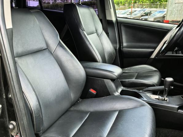 Toyota RAV4 IV (XA40) с пробегом 2013 года, цена 1 895 000 рублей, 241723 км, внедорожник, Автокод Объявления