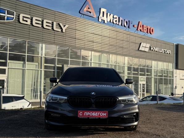 BMW 5 серии VII (G30/G31/G38) с пробегом 2018 года, цена 3 130 000 рублей, 129871 км, седан, Автокод Объявления