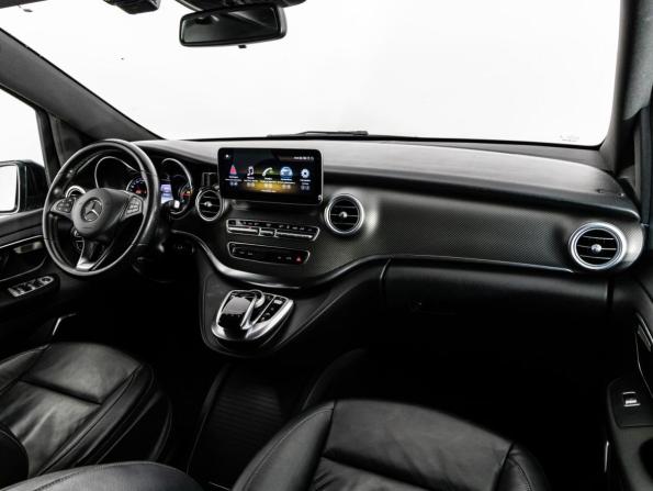 Mercedes-Benz V-Класс III (W447) с пробегом 2018 года, цена 4 499 000 рублей, 147538 км, минивэн, Автокод Объявления