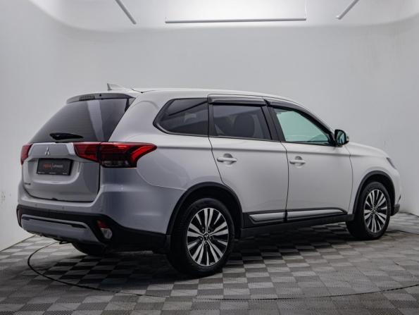 Mitsubishi Outlander III Рестайлинг 3 с пробегом 2021 года, цена 1 874 000 рублей, 143045 км, внедорожник, Автокод Объявления