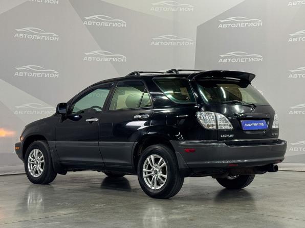 Lexus RX I с пробегом 2000 года, цена 820 000 рублей, 317315 км, внедорожник, Автокод Объявления
