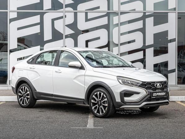 Lada (ВАЗ) Vesta I Рестайлинг (NG) с пробегом 2024 года, цена 1 339 000 рублей, 62028 км, седан, Автокод Объявления
