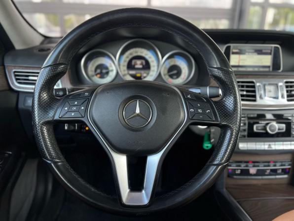 Mercedes-Benz E-Класс IV (W212 S212 C207) Рестайлинг с пробегом 2013 года, цена 1 850 000 рублей, 295865 км, седан, Автокод Объявления
