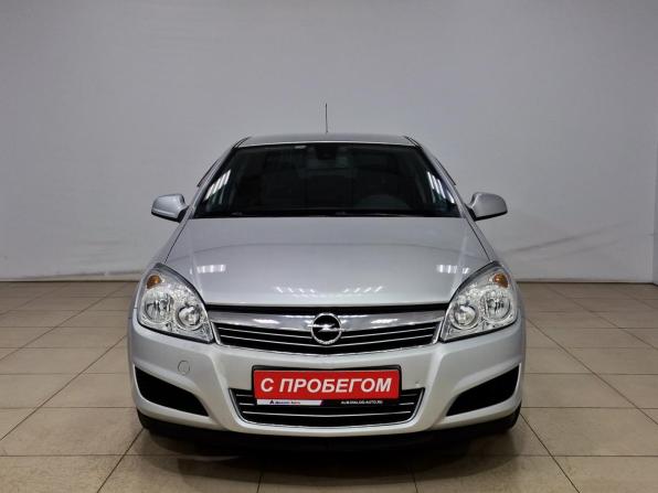 Opel Astra H Рестайлинг с пробегом 2011 года, цена 530 000 рублей, 202126 км, седан, Автокод Объявления
