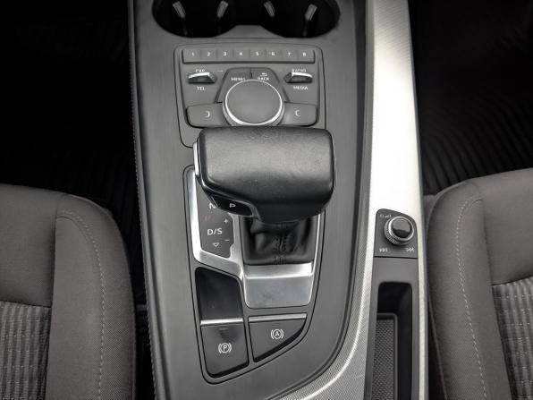 Audi A4 V (B9) с пробегом 2018 года, цена 3 040 000 рублей, 90059 км, универсал, Автокод Объявления