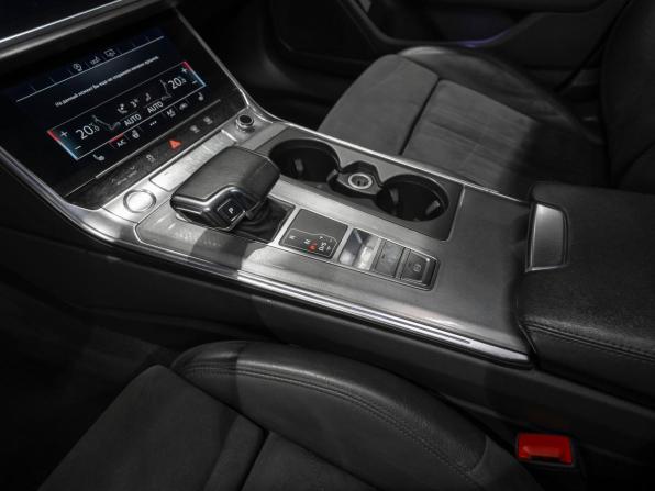 Audi A6 V (C8) с пробегом 2019 года, цена 3 270 000 рублей, 164798 км, седан, Автокод Объявления