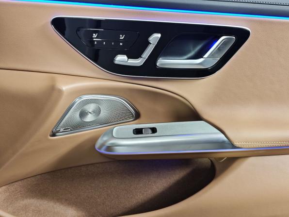 Mercedes-Benz E-Класс VI (W214 S214) с пробегом 2025 года, цена 8 400 000 рублей, 222 км, седан, Автокод Объявления