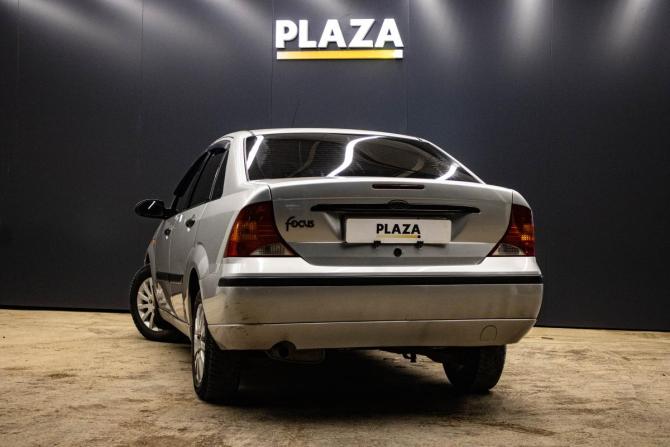 Ford Focus I Рестайлинг с пробегом 2004 года, цена 349 000 рублей, 174514 км, седан, Автокод Объявления