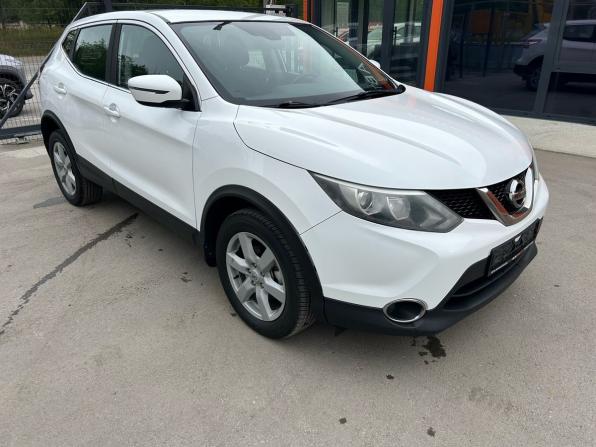 Nissan Qashqai II с пробегом 2015 года, цена 1 389 900 рублей, 142000 км, внедорожник, Автокод Объявления