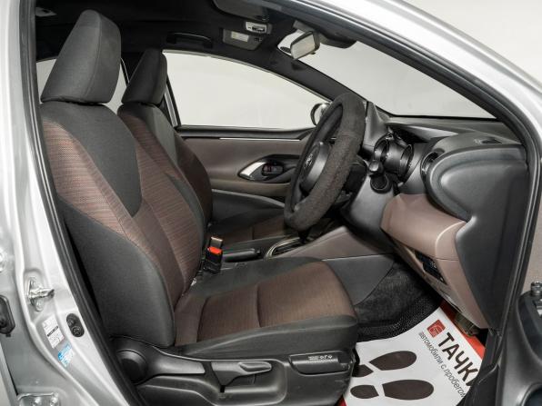 Toyota Yaris III Рестайлинг 2 с пробегом 2020 года, цена 1 475 000 рублей, 60139 км, хэтчбек, Автокод Объявления