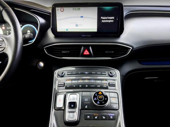 Hyundai Santa Fe IV Рестайлинг с пробегом 2022 года, цена 4 250 000 рублей, 62351 км, внедорожник, Автокод Объявления