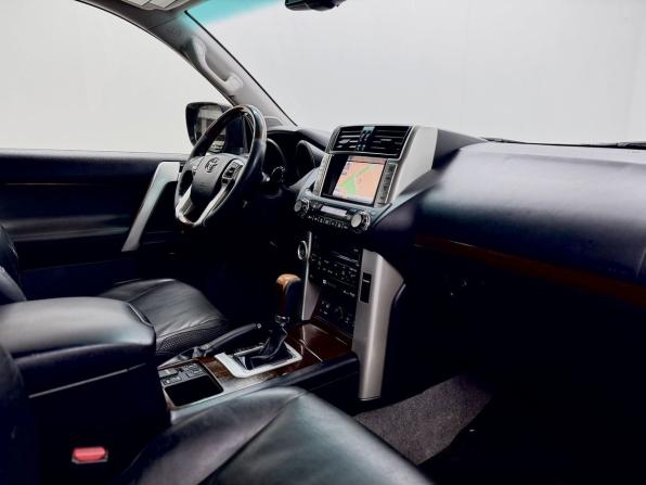 Toyota Land Cruiser Prado 150 Series с пробегом 2011 года, цена 2 700 000 рублей, 242552 км, внедорожник, Автокод Объявления