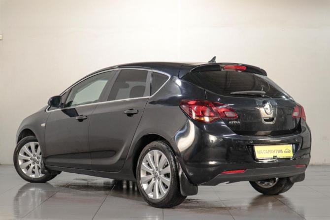 Opel Astra J с пробегом 2012 года, цена 869 000 рублей, 153000 км, хэтчбек, Автокод Объявления