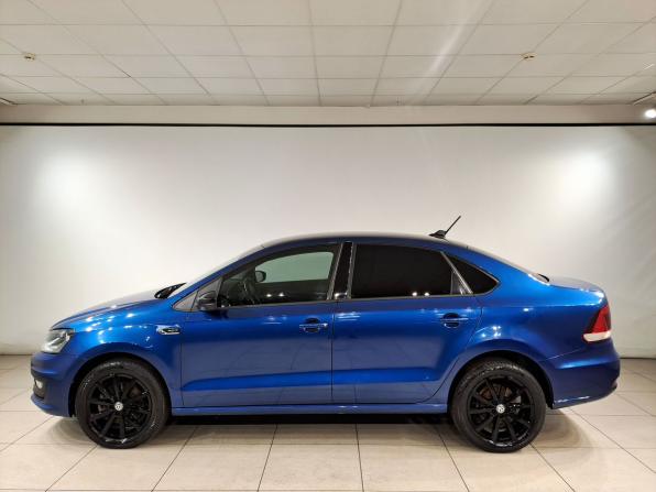 Volkswagen Polo V Рестайлинг с пробегом 2018 года, цена 1 190 000 рублей, 77000 км, седан, Автокод Объявления