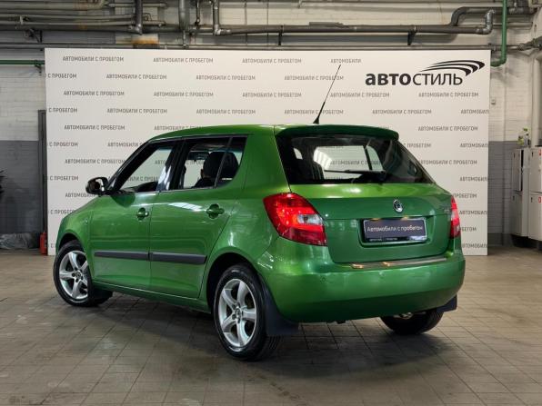 Skoda Fabia II Рестайлинг с пробегом 2010 года, цена 699 000 рублей, 136000 км, хэтчбек, Автокод Объявления