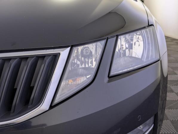 Skoda Octavia III (A7) Рестайлинг с пробегом 2019 года, цена 1 880 000 рублей, 101838 км, лифтбек, Автокод Объявления