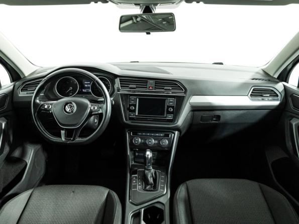 Volkswagen Tiguan II с пробегом 2018 года, цена 1 949 700 рублей, 104050 км, внедорожник, Автокод Объявления