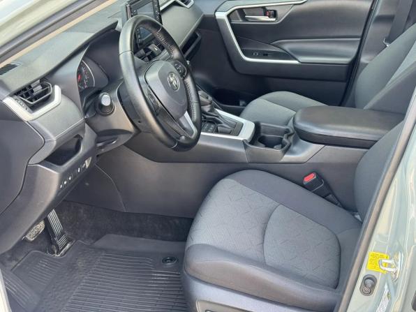 Toyota RAV4 V (XA50) с пробегом 2021 года, цена 3 660 000 рублей, 87500 км, внедорожник, Автокод Объявления