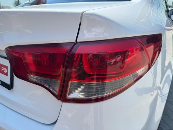 Kia Rio III Рестайлинг с пробегом 2015 года, цена 829 900 рублей, 244730 км, седан, Автокод Объявления