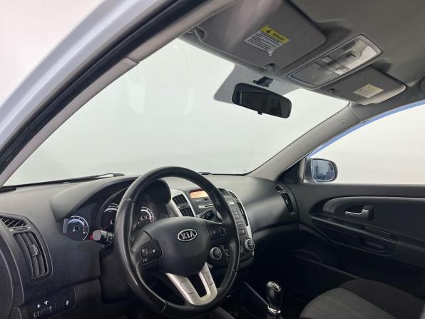 Kia Ceed I Рестайлинг с пробегом 2012 года, цена 755 000 рублей, 67130 км, хэтчбек, Автокод Объявления