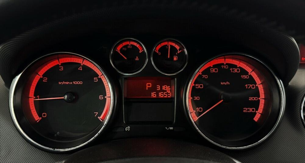 Peugeot 308 I Москва  - изображение 6