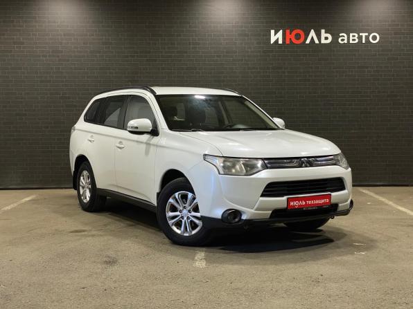 Mitsubishi Outlander III с пробегом 2013 года, цена 1 400 000 рублей, 219898 км, внедорожник, Автокод Объявления