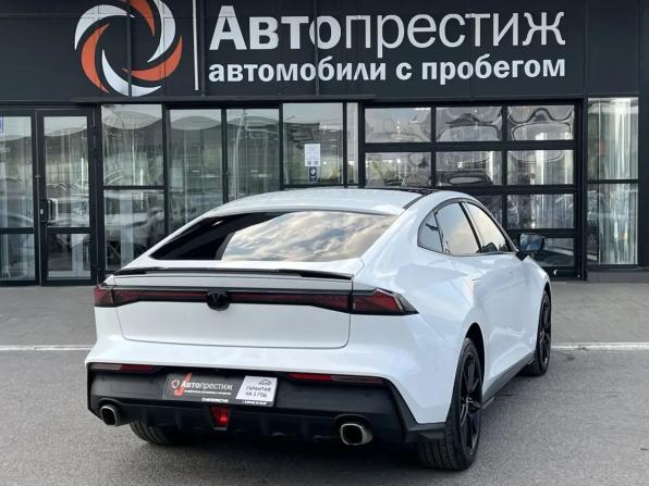 Changan UNI-V I с пробегом 2023 года, цена 1 990 000 рублей, 64103 км, лифтбек, Автокод Объявления