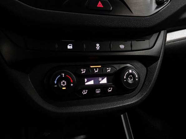Lada (ВАЗ) Vesta I с пробегом 2021 года, цена 1 099 000 рублей, 71615 км, седан, Автокод Объявления