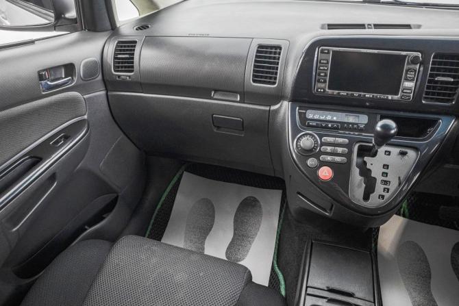 Toyota Wish I с пробегом 2003 года, цена 609 000 рублей, 300000 км, компактвэн, Автокод Объявления